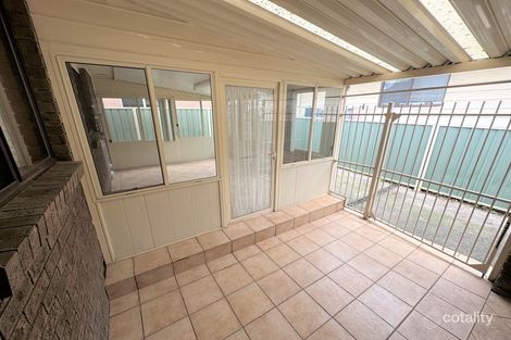 Property photo of 22 Vales Road Mannering Park NSW 2259