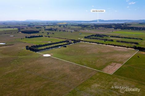 3 Racecourse Rd, Haddon, VIC 3351