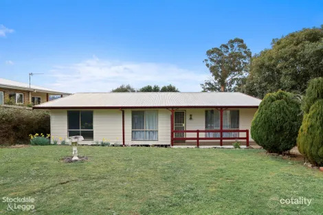 39 Couper St, Mirboo North, VIC 3871
