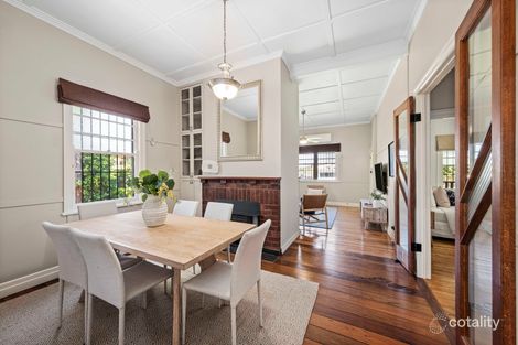 Property photo of 2 Wonderley Street Mount Lofty QLD 4350