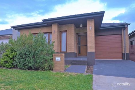 18 Allom St, Ropes Crossing, NSW 2760