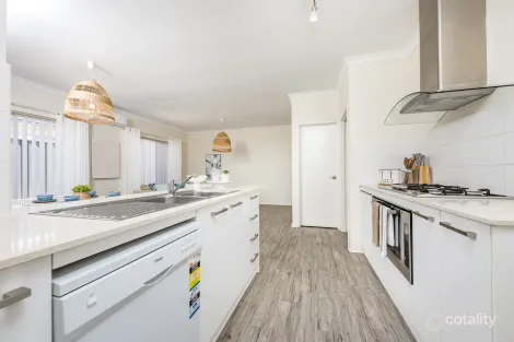 Property photo of 10 Scripta Way Jindalee WA 6036