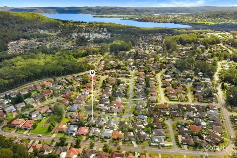 Property photo of 24 Rembrae Drive Green Point NSW 2251