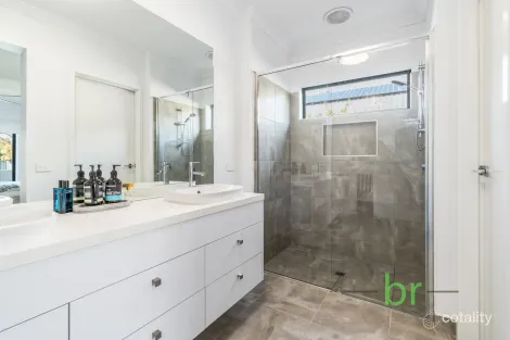 Property photo of 7 Sunflower Way Lara VIC 3212