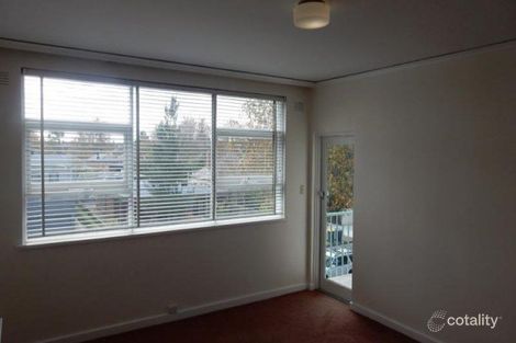 Property photo of 10/22 Allison Road Elsternwick VIC 3185