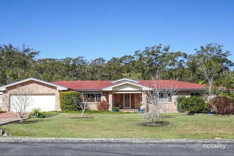Property photo of 44 Colonial Drive Gulmarrad NSW 2463