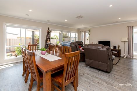 Property photo of 3/5 Carinya Street Glenfield Park NSW 2650