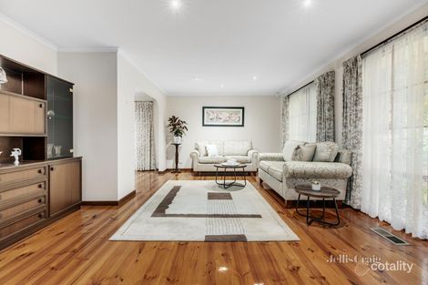 Property photo of 19 Birchgrove Crescent Templestowe VIC 3106