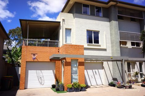 2/5 Hamlin Cct, Holsworthy, NSW 2173