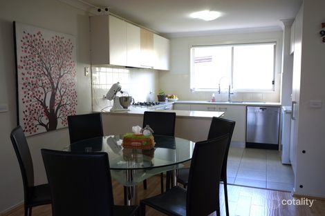 Property photo of 2/5 Hamlin Circuit Holsworthy NSW 2173