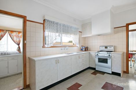 Property photo of 37 Hughes Parade Reservoir VIC 3073
