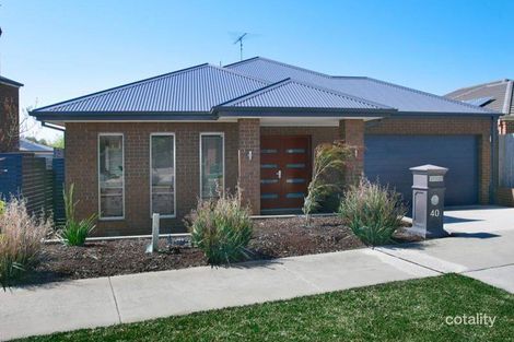 40 Burgundy Dr, Waurn Ponds, VIC 3216