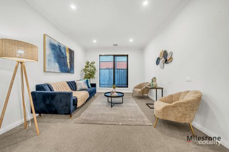 Property photo of 50 Rainwater Drive Lyndhurst VIC 3975