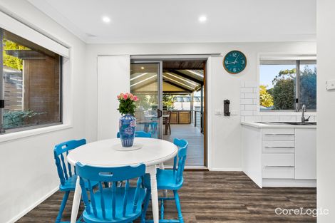 Property photo of 33 Coachwood Drive Unanderra NSW 2526