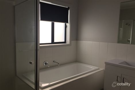 Property photo of 2/68A Bannister Street North Bendigo VIC 3550