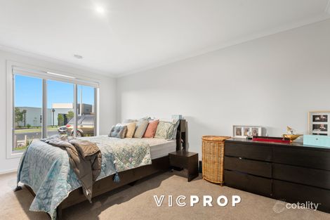 Property photo of 4 Gallaxus Avenue Wyndham Vale VIC 3024