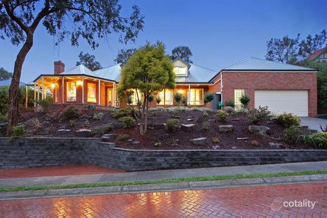 4 Loughies Trk, Ringwood North, VIC 3134