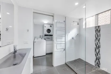 Property photo of 2/13 Arthur Street Kings Beach QLD 4551