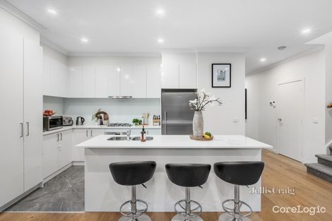 Property photo of 1/29-31 Simmonds Street Hughesdale VIC 3166