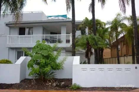 4/8 Madang Cres, Runaway Bay, QLD 4216