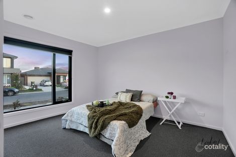 Property photo of 30 Margot Circuit Kalkallo VIC 3064