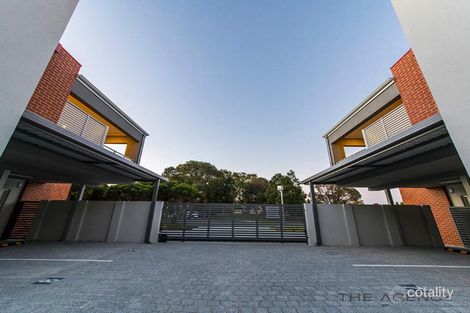 Property photo of 3/3 Dover Court Marangaroo WA 6064