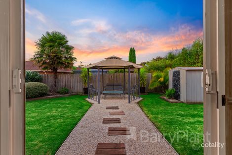 Property photo of 5 Endeavour Place Wantirna South VIC 3152