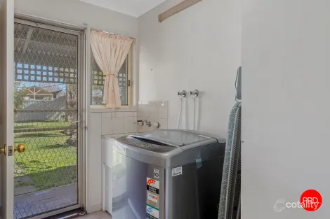 Property photo of 4 Druid Place Strathfieldsaye VIC 3551