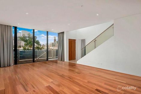 Property photo of 2105/50 Lorimer Street Docklands VIC 3008