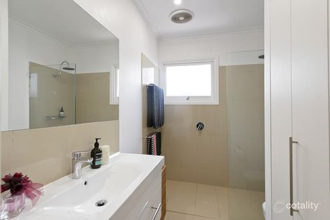 Property photo of 1/17 Garden Road Camberwell VIC 3124