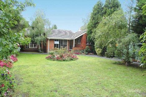 Property photo of 23 Upland Road Strathmore VIC 3041