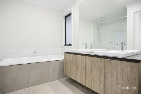 Property photo of 3 Wallangarra Parkway Gables NSW 2765