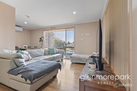 Property photo of 5 Sittella Place Glenmore Park NSW 2745