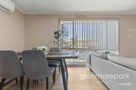 Property photo of 5 Sittella Place Glenmore Park NSW 2745