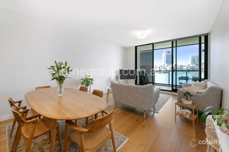 Property photo of 306/21 Verona Drive Wentworth Point NSW 2127