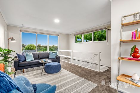 Property photo of 2 Sunray Court Donvale VIC 3111