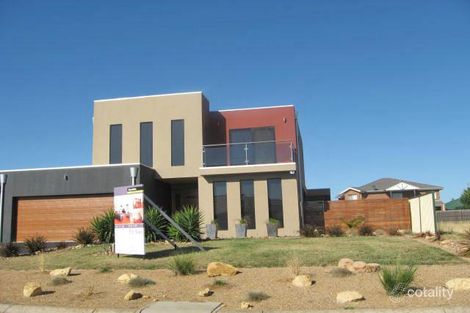 77 Mccubbin Dr, Taylors Lakes, VIC 3038