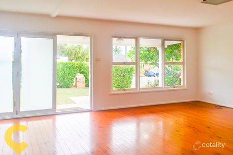 Property photo of 17 Bellevue Parade Labrador QLD 4215