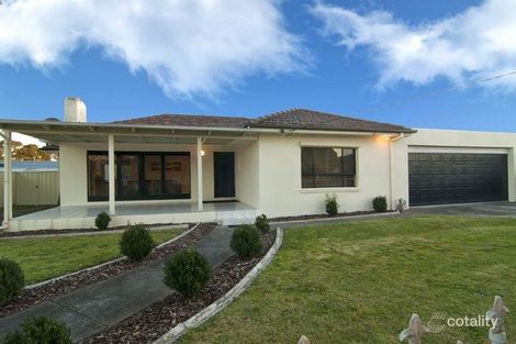 Property photo of 4 Pinewood Avenue Dandenong North VIC 3175