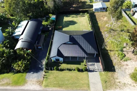 Property photo of 24 George Street Macleay Island QLD 4184