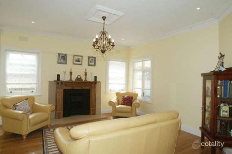 Property photo of 19 Dublin Avenue Strathmore VIC 3041