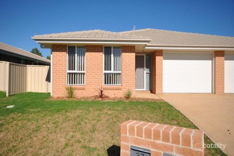 Property photo of 27 Candlebark Close West Nowra NSW 2541