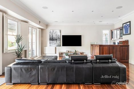 Property photo of 112 Hedderwick Street Essendon VIC 3040