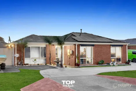 Property photo of 1/30 Jasa Crescent Cranbourne West VIC 3977