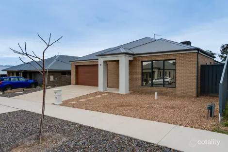 Property photo of 16 Hillford Circuit Thurgoona NSW 2640