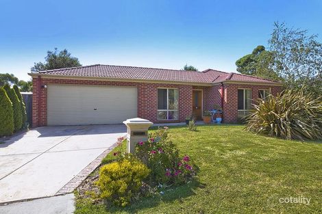 10 Hutchins Way, Skye, VIC 3977
