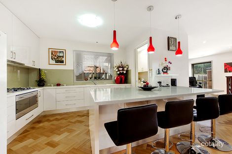 Property photo of 10 Ambleside Place Cairnlea VIC 3023