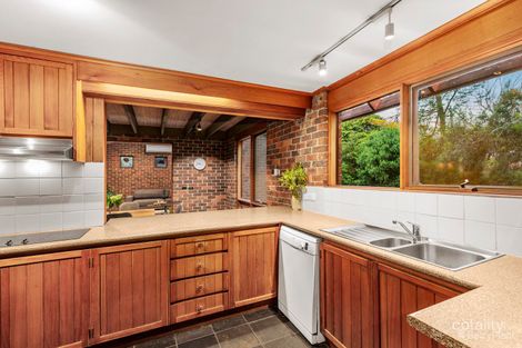 Property photo of 25 Valley Road Research VIC 3095