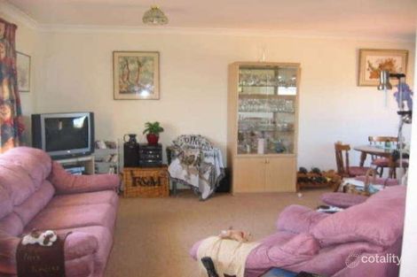 Property photo of 8 Grant Close Middle Ridge QLD 4350