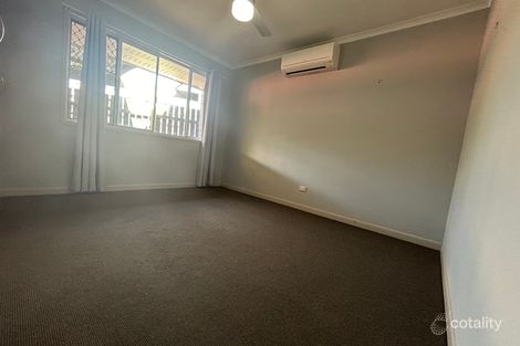 Property photo of 3 Myrtle Court Kin Kora QLD 4680